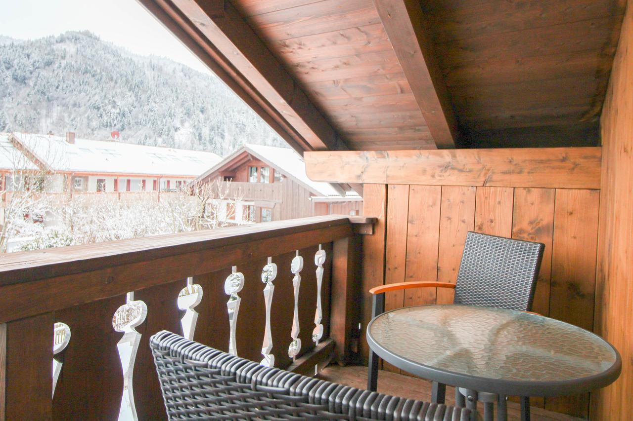 Apartments- Und Ferienhaus Anton Garmisch-Partenkirchen Exterior photo
